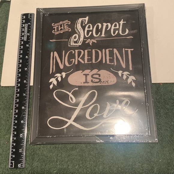 NWT “The Secret Ingredient is Love” Plaque - Picture 2 of 3